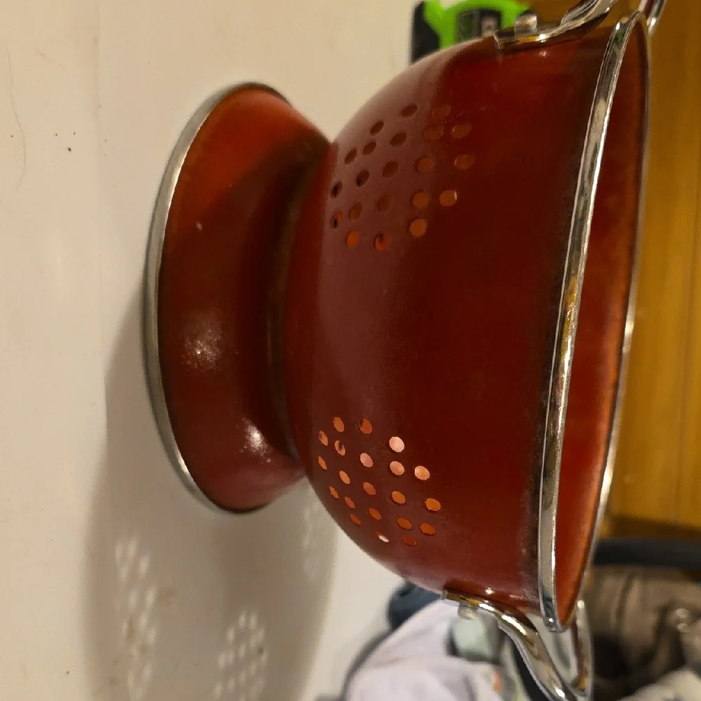 Source Unknown Rustic Red Colander - Picture 3 of 7
